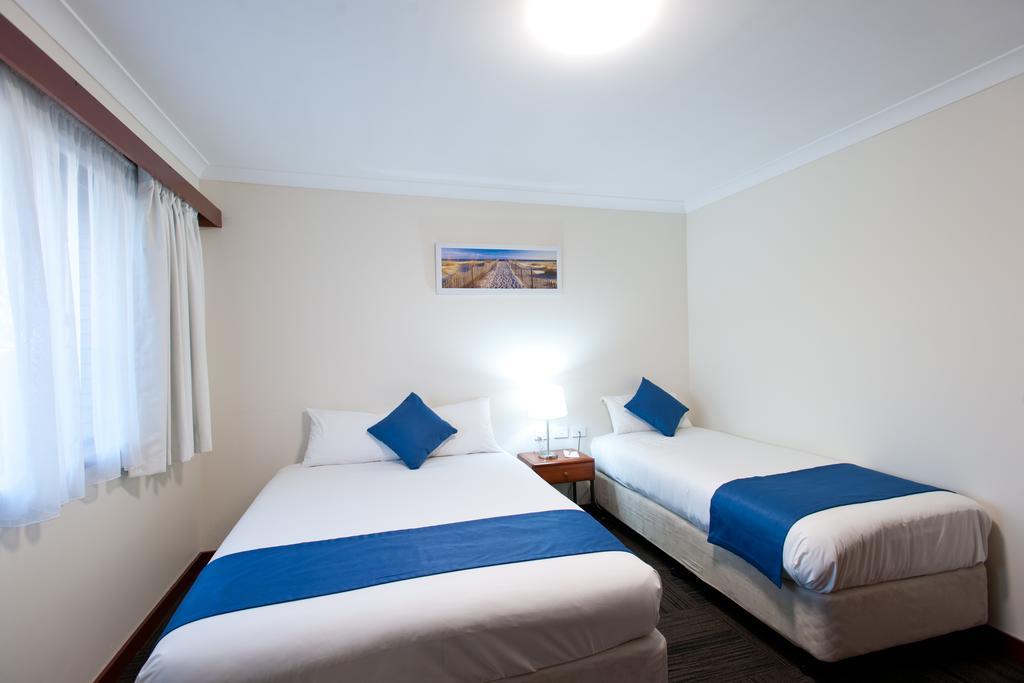 Admiral Motel Bunbury Bagian luar foto