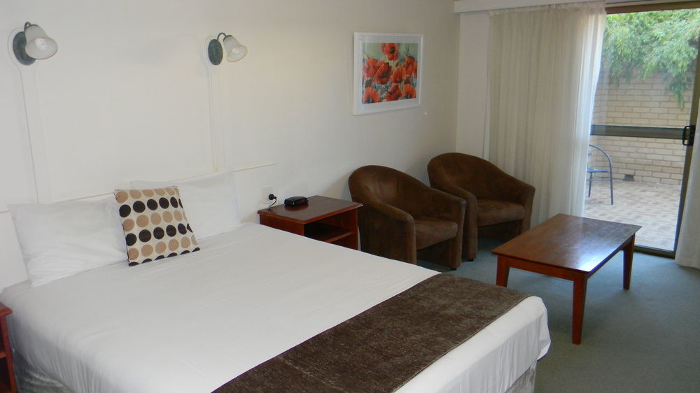 Admiral Motel Bunbury Bagian luar foto