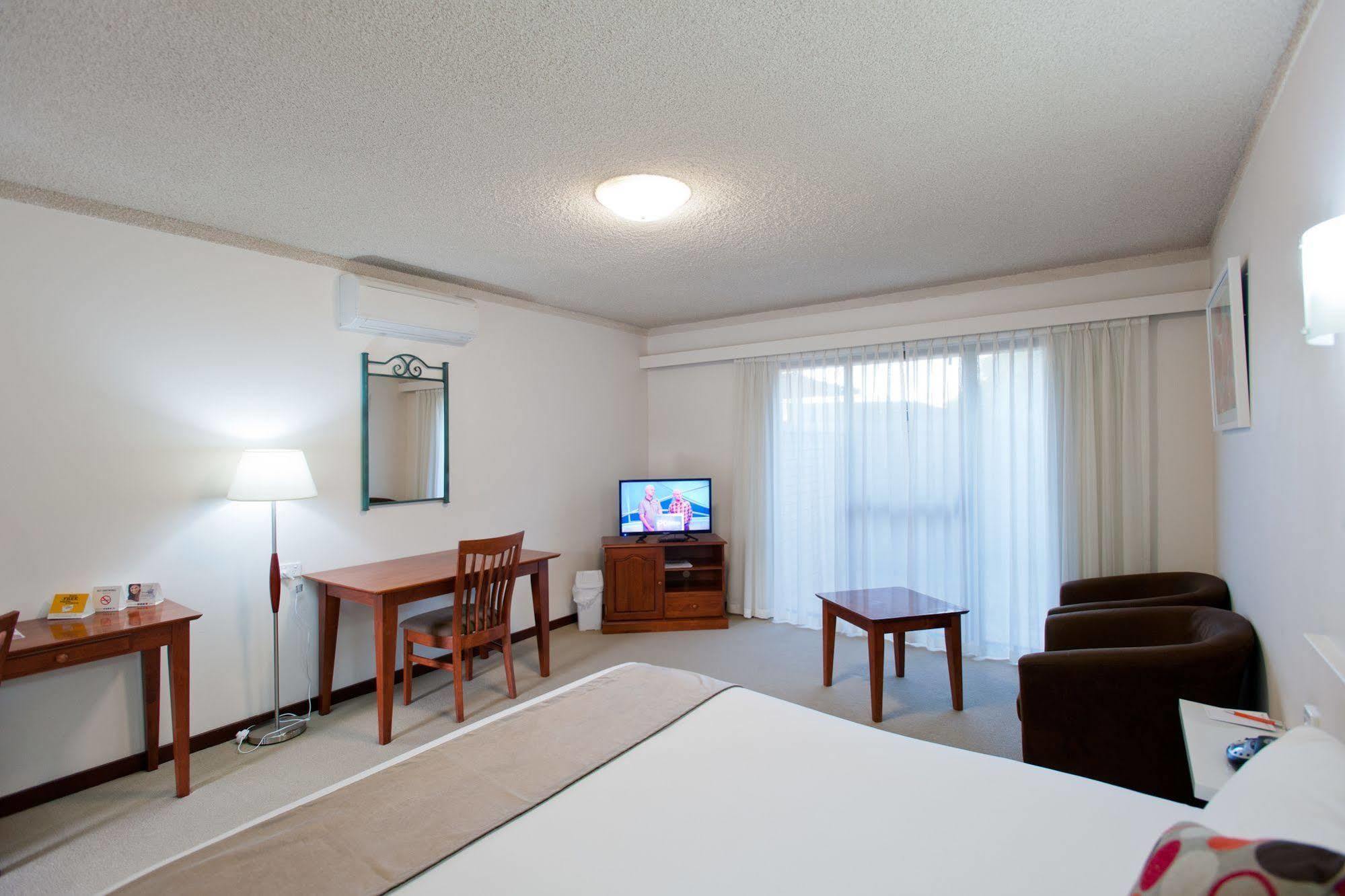 Admiral Motel Bunbury Bagian luar foto